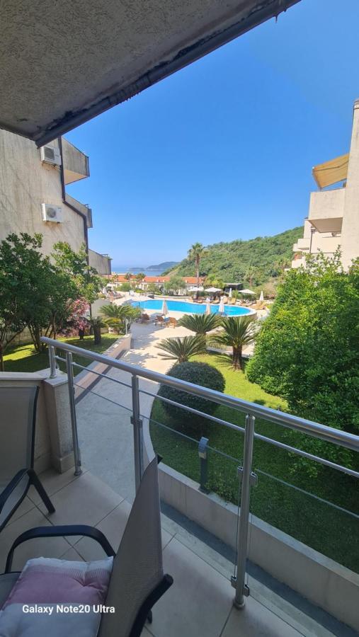 Blue Horizon Apartment Resort Будва Екстериор снимка